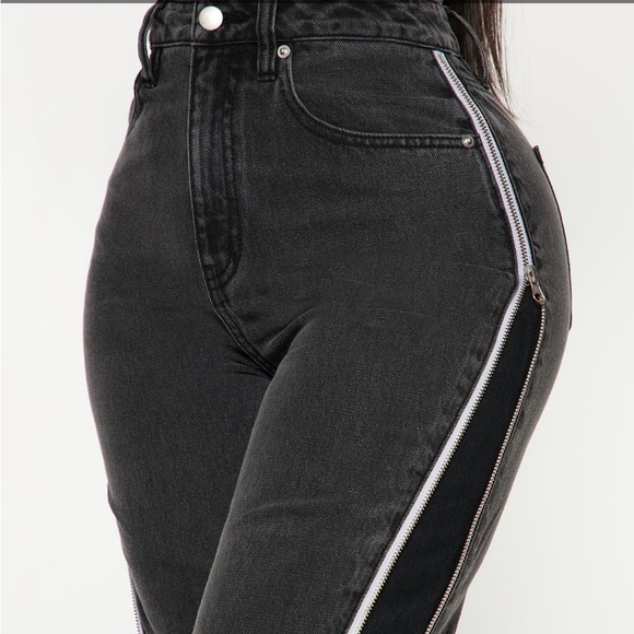 Zip It Up Straight Leg Jeans - Black size 7 (runs small) - Picture 3 of 5